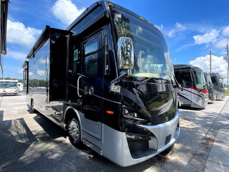 2022 Tiffin Motorhomes PHAETON 40 QBH 2022 Tiffin Motorhomes PHAETON 40 QBH