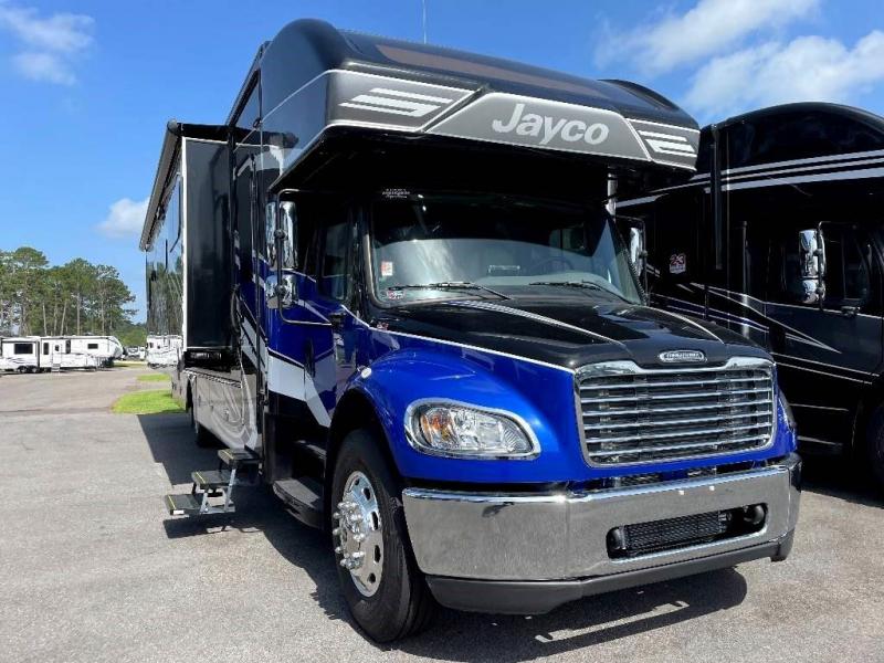 2022 Jayco SENECA 37M 2022 Jayco SENECA 37M