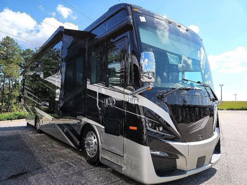 2022 Tiffin Motorhomes PHAETON 36 SH 2022 Tiffin Motorhomes PHAETON 36 SH