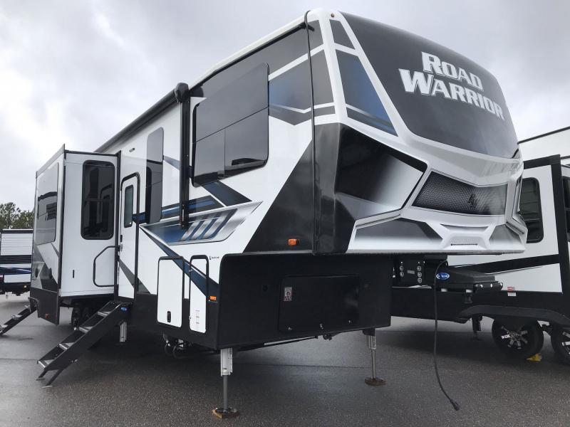 2022 Heartland RV ROAD WARRIOR 375RW 2022 Heartland RV ROAD WARRIOR 375RW