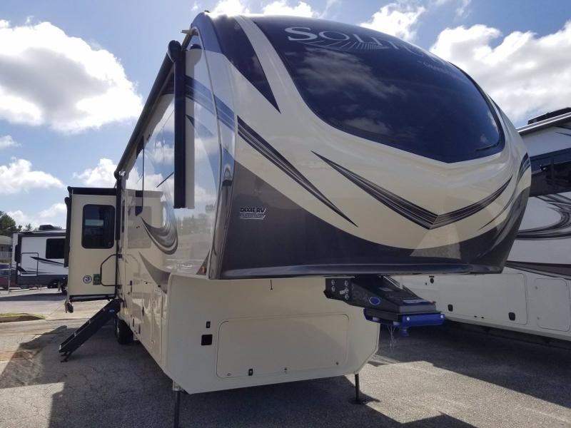 2021 Grand Design RV SOLITUDE 378MBS-R 2021 Grand Design RV SOLITUDE 378MBS-R
