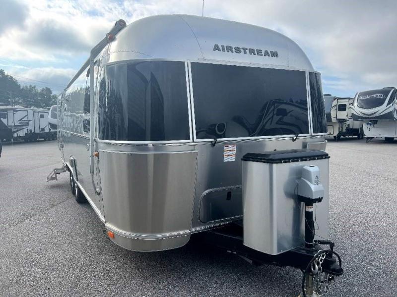 2019 Airstream FLYING CLOUD 27FB QUEEN 2019 Airstream FLYING CLOUD 27FB QUEEN