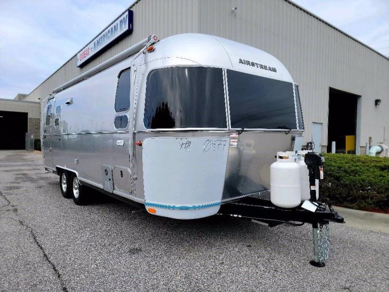 2022 Airstream FLYING CLOUD 25FB 2022 Airstream FLYING CLOUD 25FB