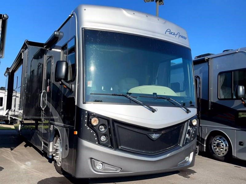 2021 Fleetwood RV PACE ARROW 35QS 2021 Fleetwood RV PACE ARROW 35QS