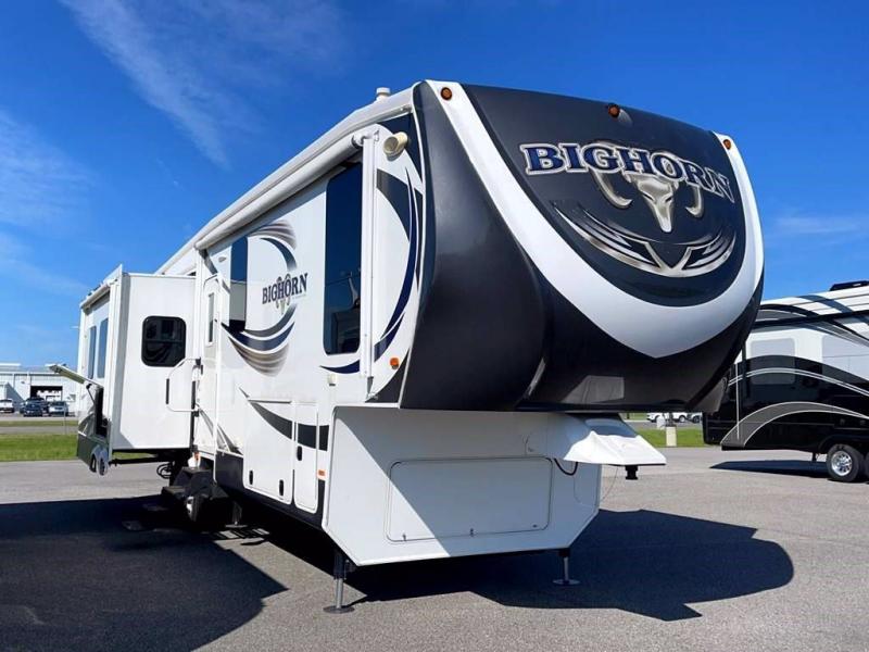 2014 Heartland RV BIGHORN 3570RS 2014 Heartland RV BIGHORN 3570RS