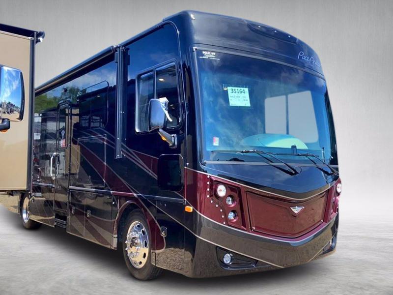 2020 Fleetwood RV PACE ARROW 33D 2020 Fleetwood RV PACE ARROW 33D