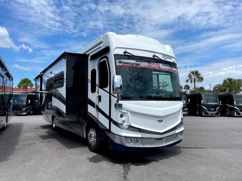2023 Fleetwood RV DISCOVERY LXE 36HQ 2023 Fleetwood RV DISCOVERY LXE 36HQ