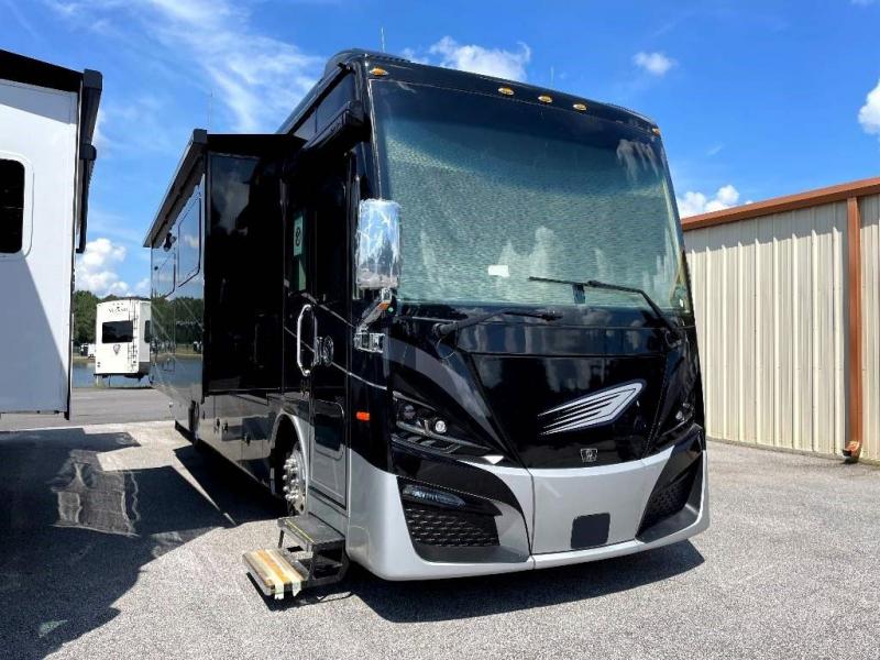 2023 Tiffin Motorhomes PHAETON 36 SH 2023 Tiffin Motorhomes PHAETON 36 SH