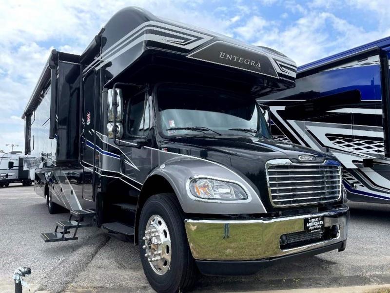 2022 Entegra Coach ACCOLADE 37L 2022 Entegra Coach ACCOLADE 37L