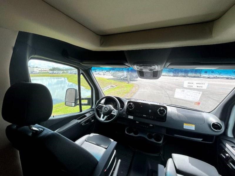 2023 Tiffin Motorhomes WAYFARER 25 JW 2023 Tiffin Motorhomes WAYFARER 25 JW