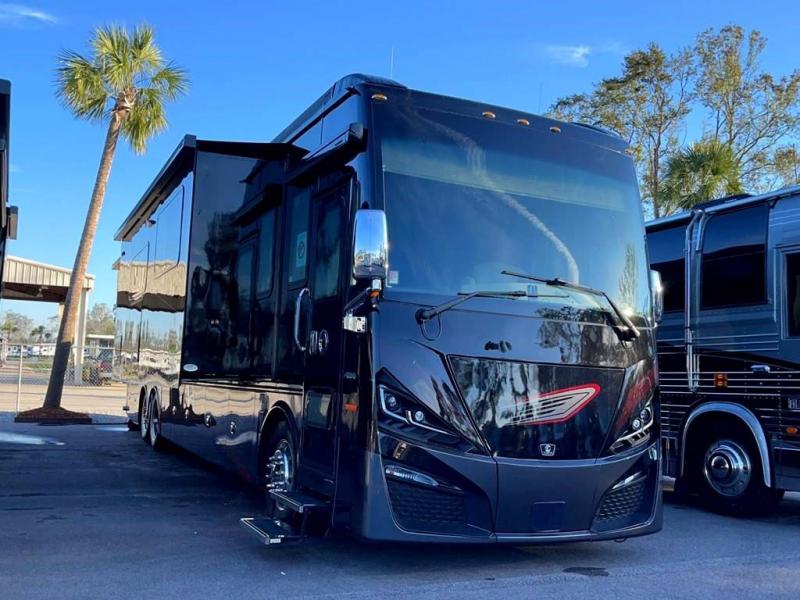 2022 Tiffin Motorhomes PHAETON 44 OH 2022 Tiffin Motorhomes PHAETON 44 OH