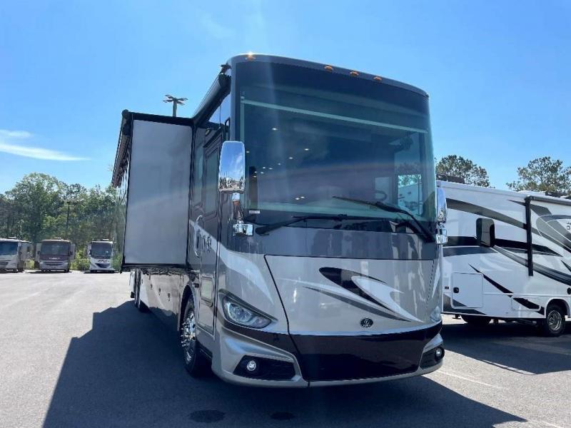 2017 Tiffin Motorhomes PHAETON 44OH 2017 Tiffin Motorhomes PHAETON 44OH