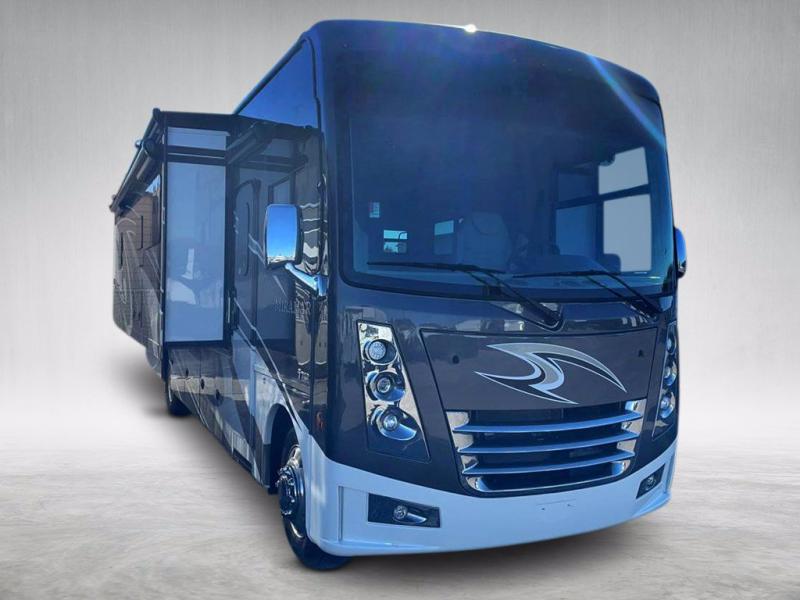 2021 Thor Motor Coach MIRAMAR 35.2 2021 Thor Motor Coach MIRAMAR 35.2