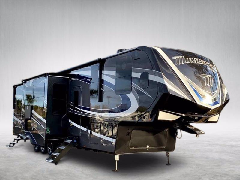 2021 Grand Design RV MOMENTUM 381M-R 2021 Grand Design RV MOMENTUM 381M-R