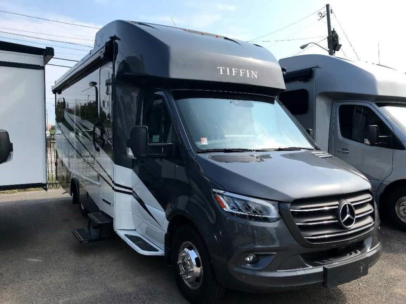 2023 Tiffin Motorhomes WAYFARER 25 LW 2023 Tiffin Motorhomes WAYFARER 25 LW