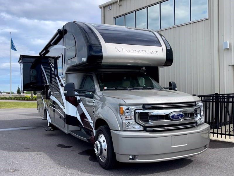 2022 Thor Motor Coach MAGNITUDE XG32 2022 Thor Motor Coach MAGNITUDE XG32