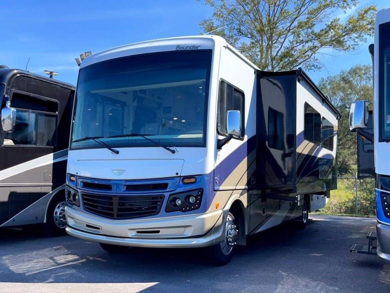 2022 Fleetwood RV BOUNDER 33C 2022 Fleetwood RV BOUNDER 33C