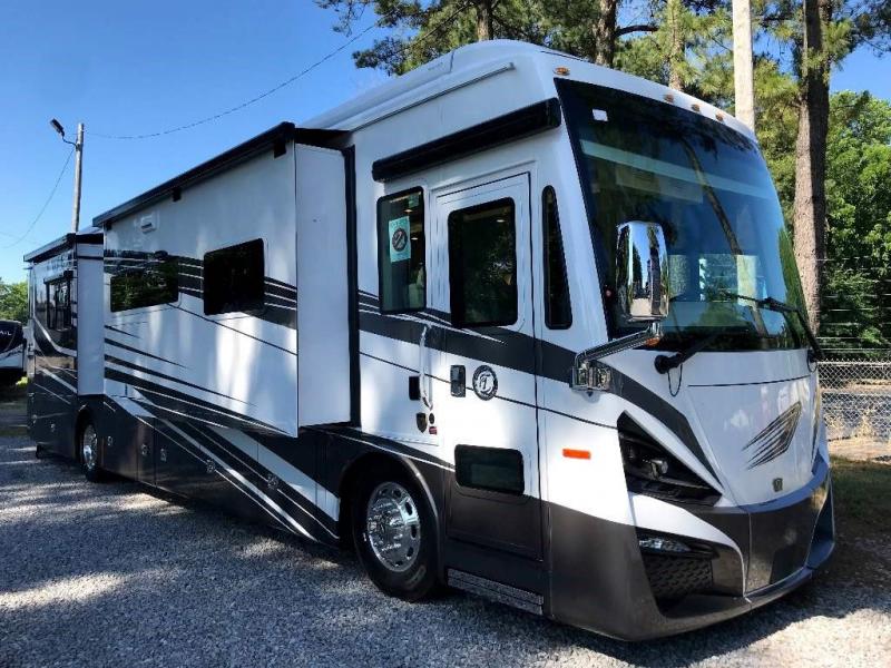 2022 Tiffin Motorhomes PHAETON 40 QBH 2022 Tiffin Motorhomes PHAETON 40 QBH