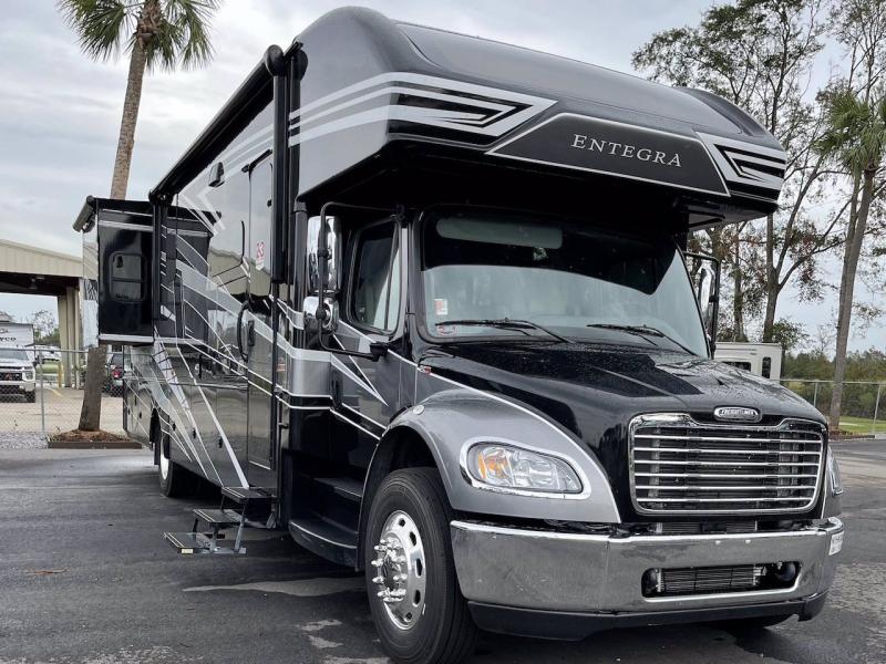 2022 Entegra Coach ACCOLADE 37K 2022 Entegra Coach ACCOLADE 37K