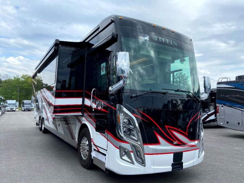2023 Tiffin Motorhomes ZEPHYR 45 FZ 2023 Tiffin Motorhomes ZEPHYR 45 FZ