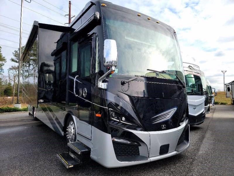 2022 Tiffin Motorhomes PHAETON 40 IH 2022 Tiffin Motorhomes PHAETON 40 IH