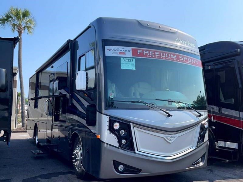 2022 Fleetwood RV PACE ARROW 33D 2022 Fleetwood RV PACE ARROW 33D