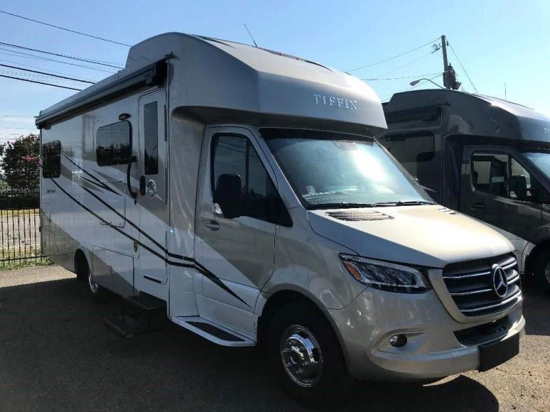 2023 Tiffin Motorhomes WAYFARER 25 TW 2023 Tiffin Motorhomes WAYFARER 25 TW