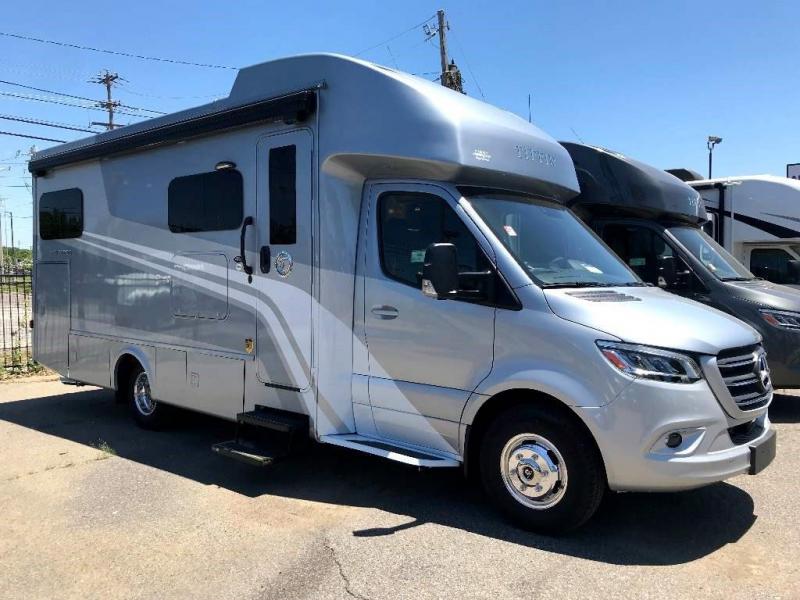 2023 Tiffin Motorhomes WAYFARER 25 LW 2023 Tiffin Motorhomes WAYFARER 25 LW