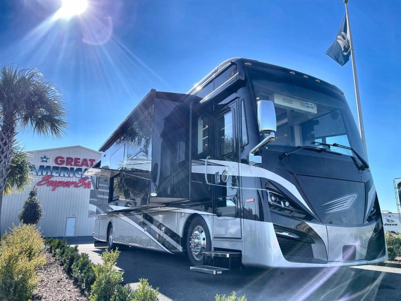 2022 Tiffin Motorhomes PHAETON 40 IH 2022 Tiffin Motorhomes PHAETON 40 IH