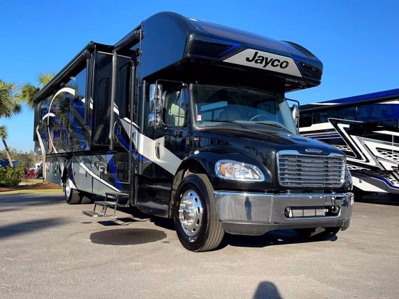 2022 Jayco SENECA 37M 2022 Jayco SENECA 37M