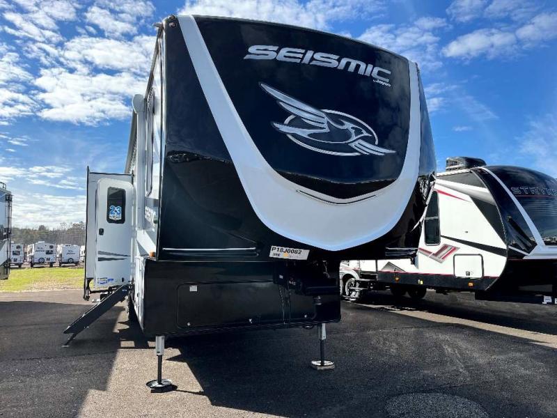 2023 Jayco SEISMIC 405 2023 Jayco SEISMIC 405
