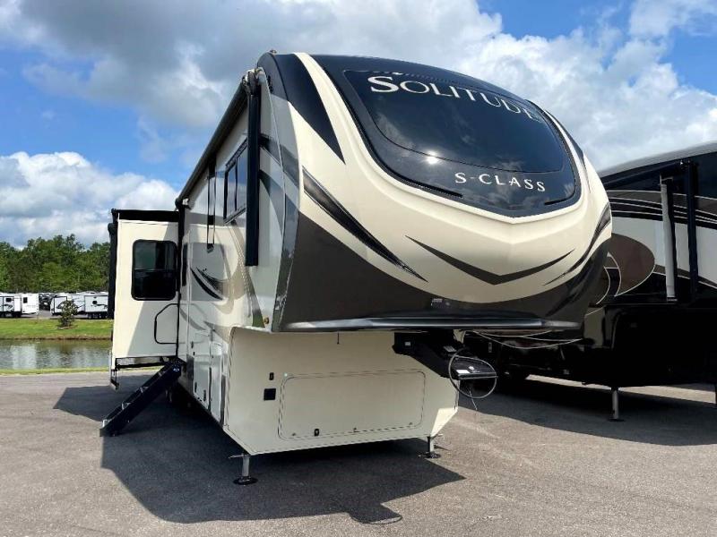 2021 Grand Design RV SOLITUDE 3550BH-R 2021 Grand Design RV SOLITUDE 3550BH-R