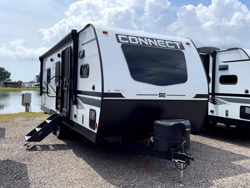 2022 Kz CONNECT 221FKKSE 2022 Kz CONNECT 221FKKSE
