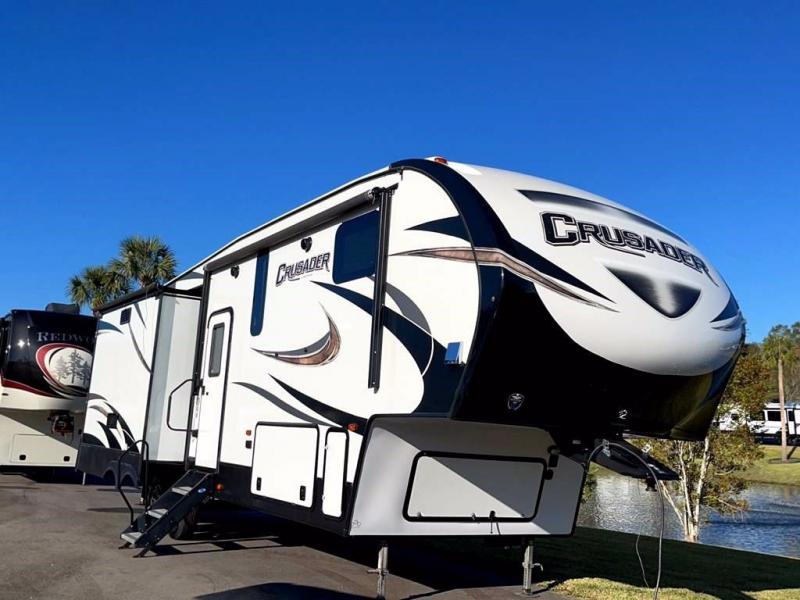 2018 Prime Time CRUSADER 315RST 2018 Prime Time CRUSADER 315RST