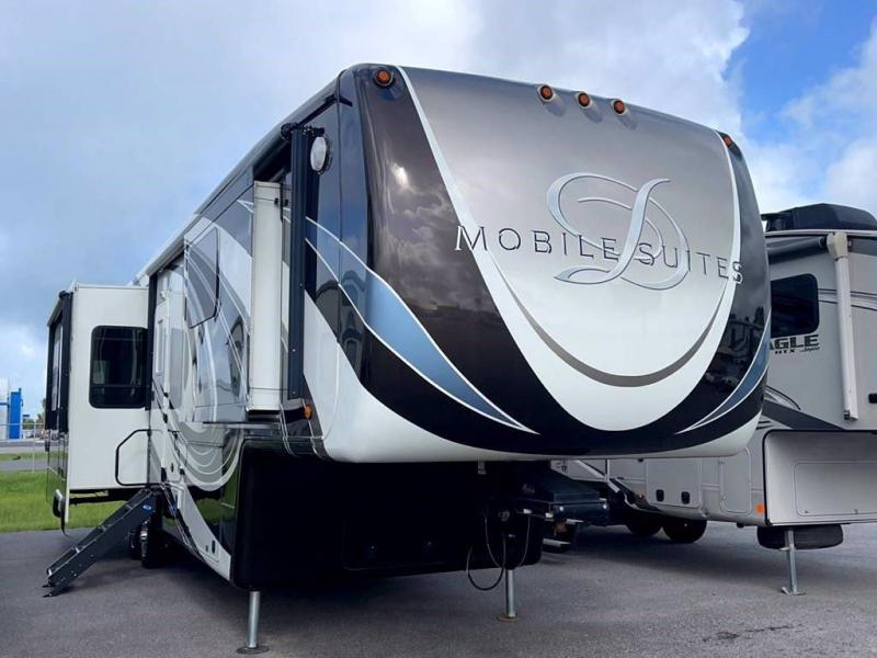 2015 DRV MOBILE SUITES 38RSSA 2015 DRV MOBILE SUITES 38RSSA