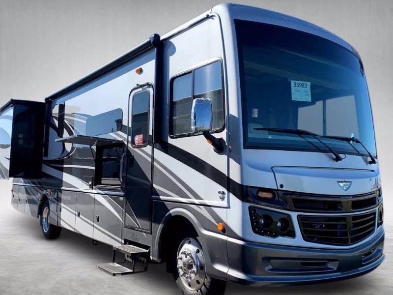 2021 Fleetwood RV BOUNDER 35K 2021 Fleetwood RV BOUNDER 35K