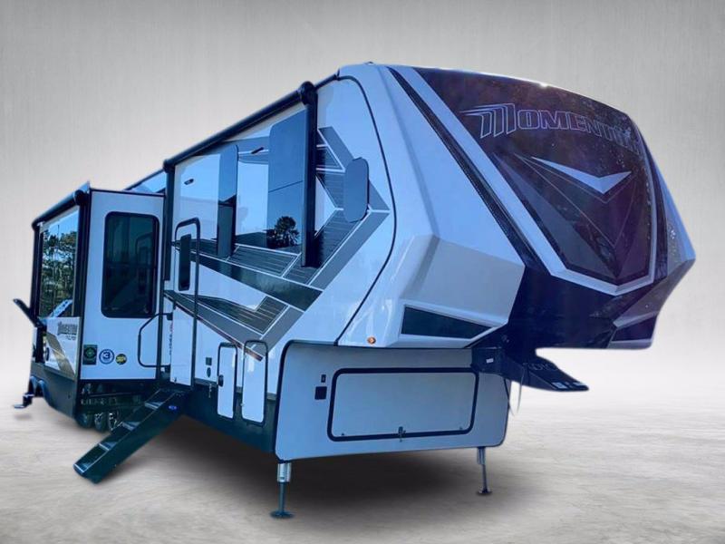 2021 Grand Design RV MOMENTUM 395MS-R 2021 Grand Design RV MOMENTUM 395MS-R