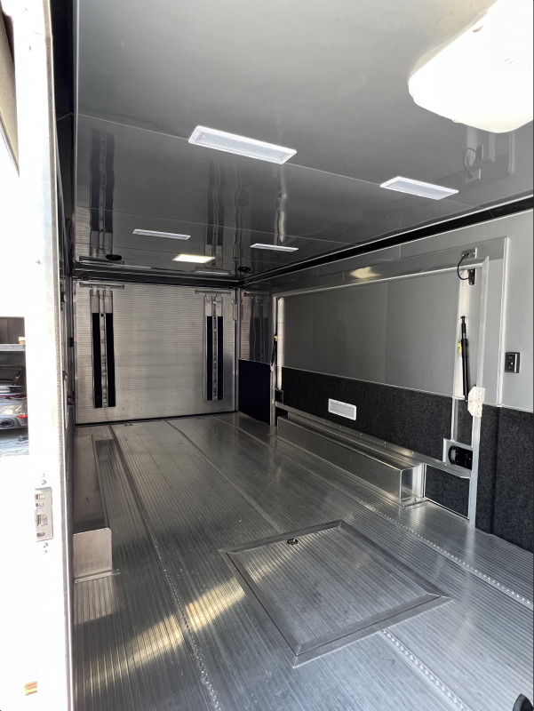 used Car Haulers / Racing Trailers InTech  for sale, in Sherman Oaks, CA Thumbnail 7