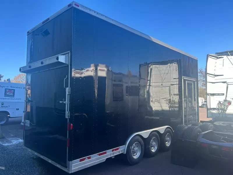 2003 Featherlite 4920 StackerTrailers