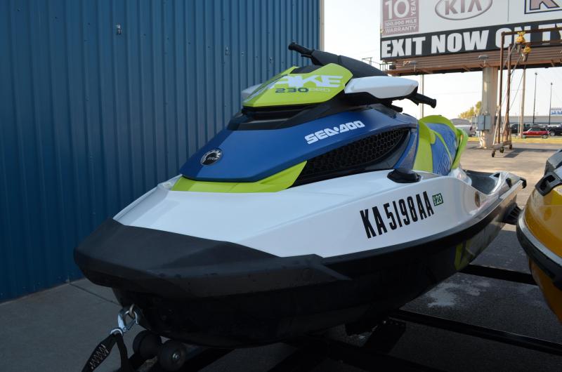 2017 Sea-Doo/BRP WakePro 230 PWC (Personal Watercraft) 2017 Sea-Doo/BRP WakePro 230 PWC (Personal Watercraft)