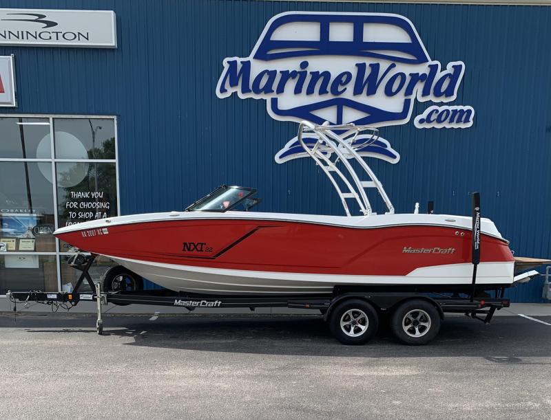 2016 Mastercraft NXT22 Ski/Wakeboard 2016 Mastercraft NXT22 Ski/Wakeboard