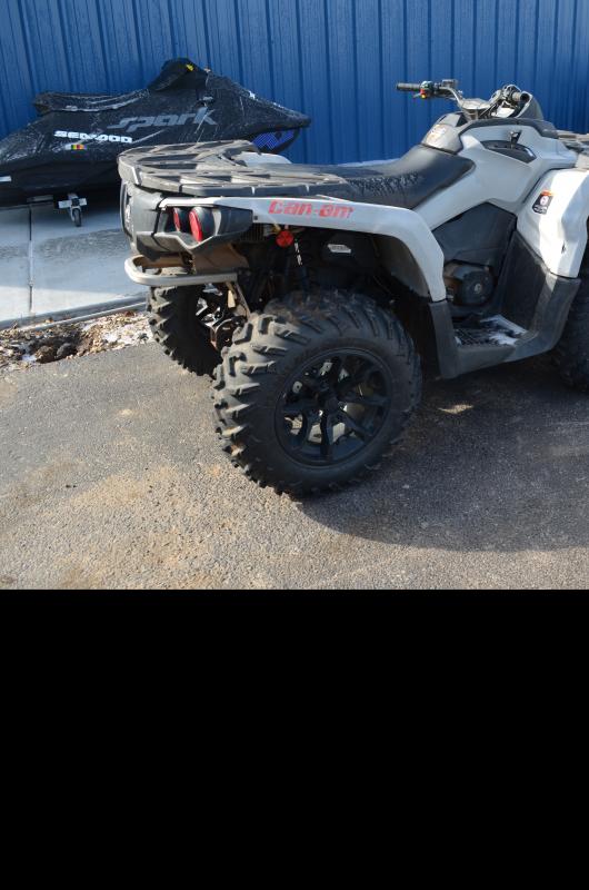 2017 Can Am Outlander 650 dps ATV 2017 Can Am Outlander 650 dps ATV