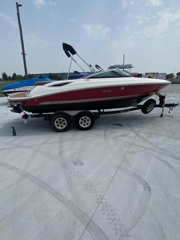 2013 Sea Ray 210 SLX Bowrider 2013 Sea Ray 210 SLX Bowrider