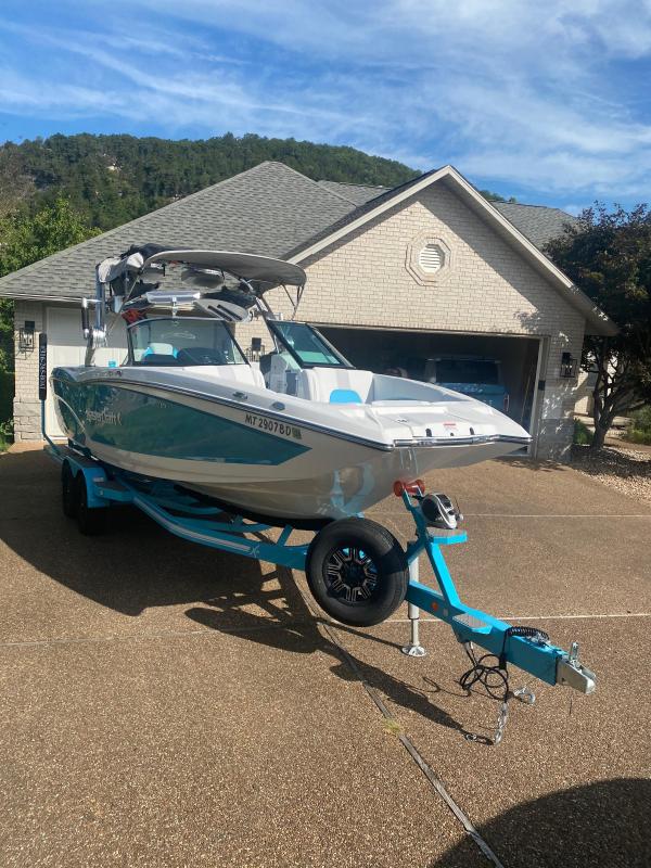 2019 Mastercraft X26 Ski/Wakeboard 2019 Mastercraft X26 Ski/Wakeboard