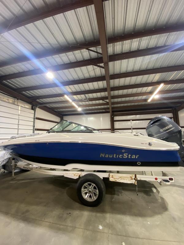 2021 NauticStar Boats 203 DC Bowrider 2021 NauticStar Boats 203 DC Bowrider