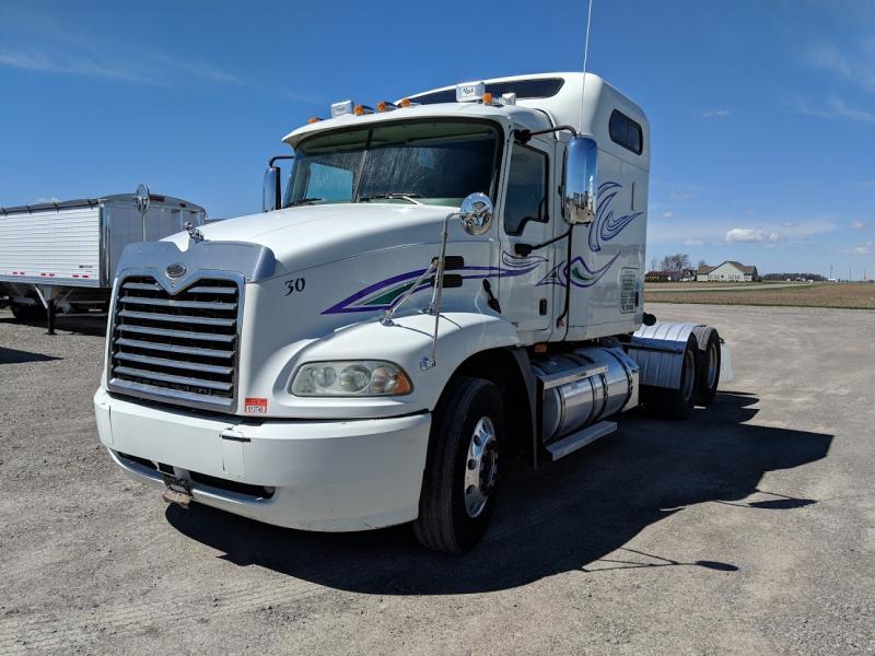 2006 Mack Vision Semi 2006 Mack Vision Semi