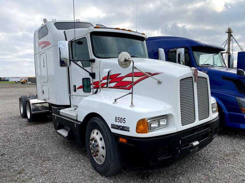 2007 Kenworth T-600 Semi 2007 Kenworth T-600 Semi