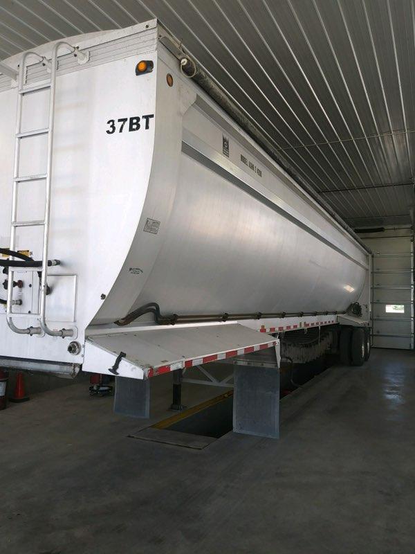 2013 Trail King 43' Live Bottom Belt Trailer Belt Trailer 2013 Trail King 43' Live Bottom Belt Trailer Belt Trailer