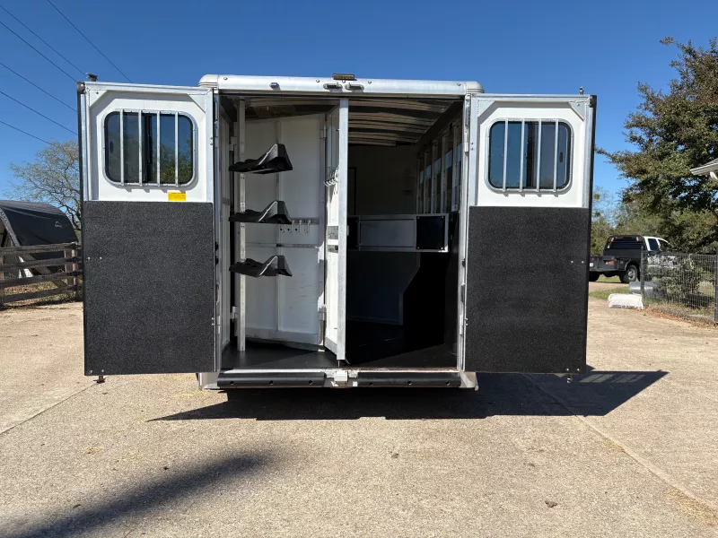 used Horse Trailers Sundowner Trailers  for sale, in Royse City, TX Thumbnail 5