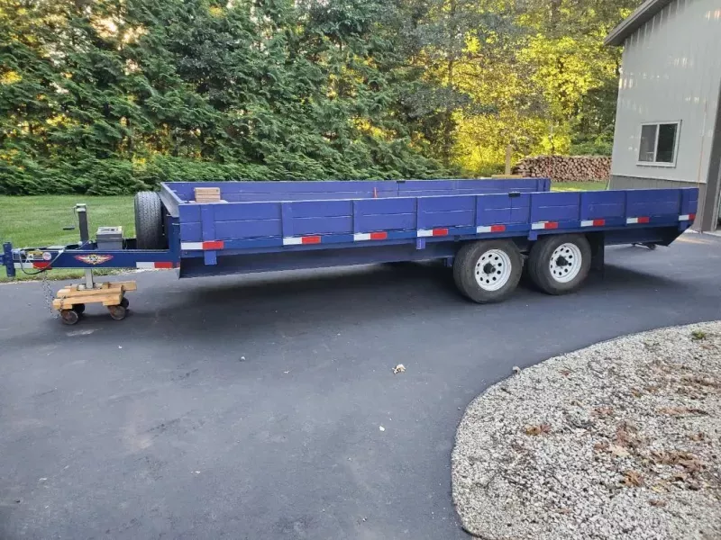 H&H 18ft Flatbed/Deck over trailer, 102" wide, 10k axles   Like new